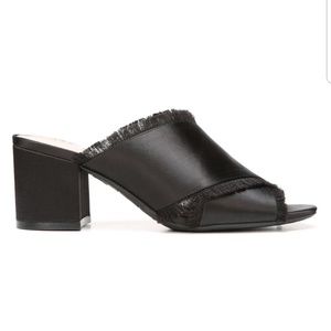 Libby Edelman Spencer Womens Mules